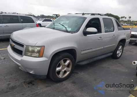 2007 Chevrolet Avalanche 1500 Lt z USA, uszkodzony, nr VIN 3GNEC12097G238300